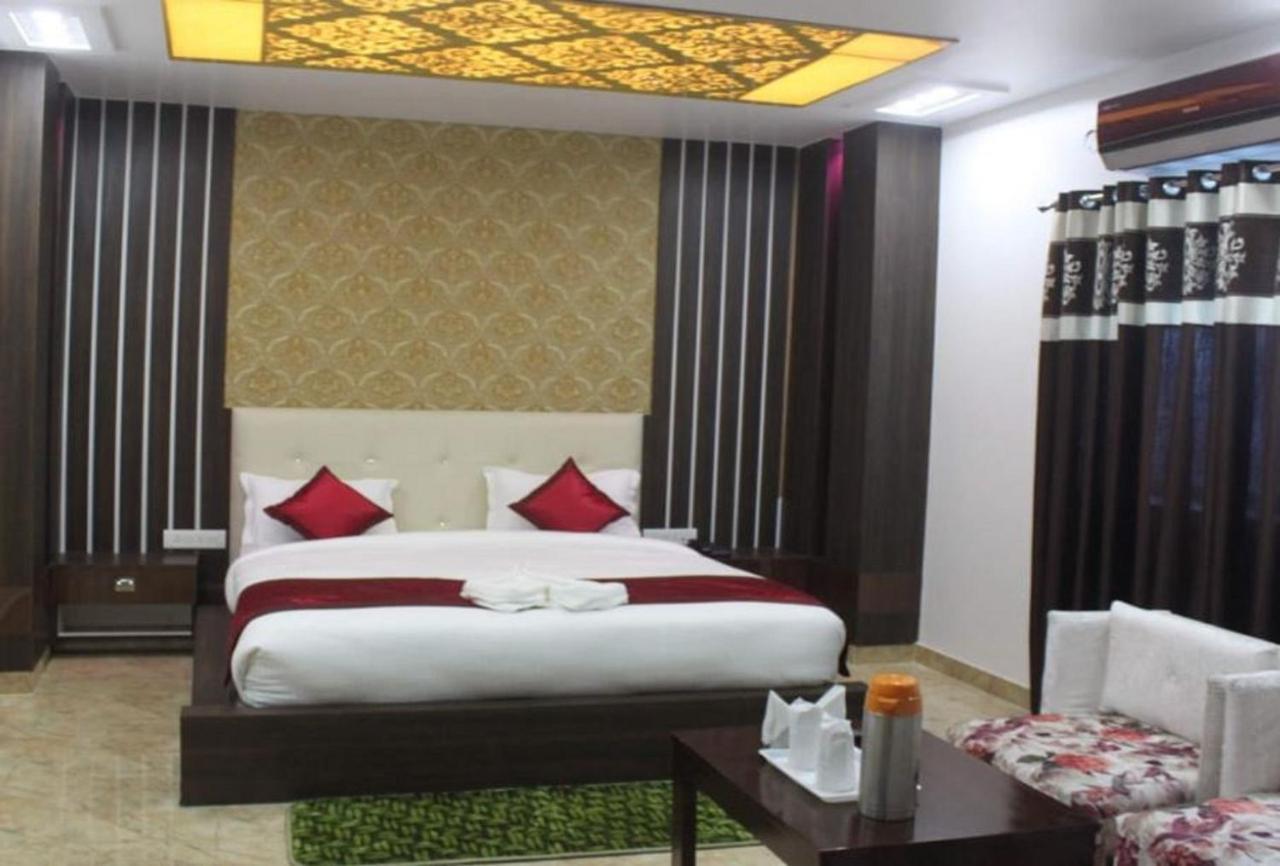 Hotel Golden Tulip Purnia Exterior photo