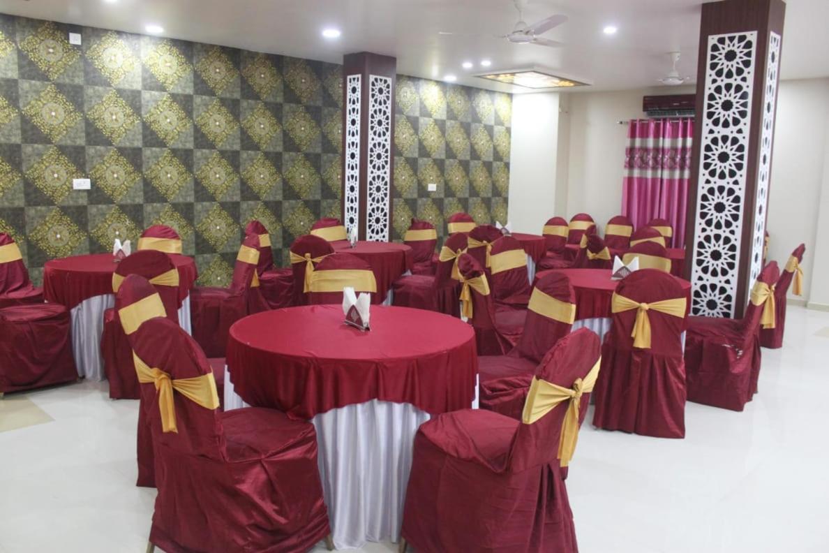 Hotel Golden Tulip Purnia Exterior photo